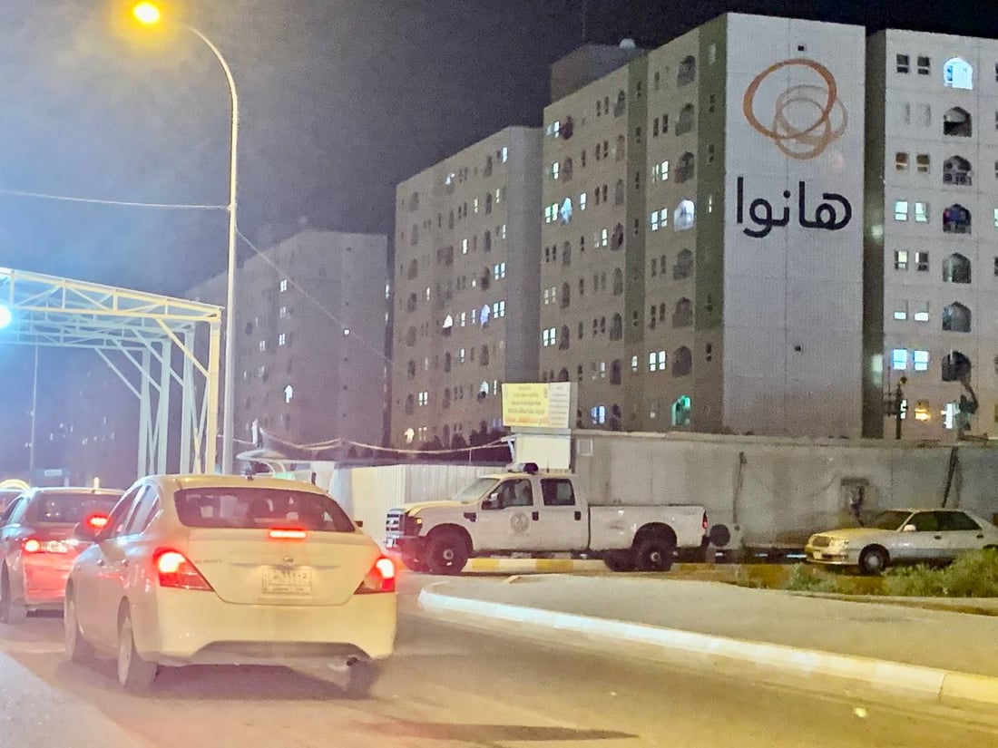 صور: هواية “التفحيط” ترعب سكان بسماية.. دوريات وحواجز لضبط “المجانين”