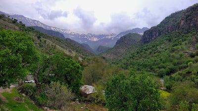 لە هەندێک شوێن باران دەبارێ و تۆزوخۆڵەکەش وازوو ناڕوا