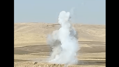 گولـلە تۆپێکی فسفۆڕی لە گەرمیان تەقێنرایەوە