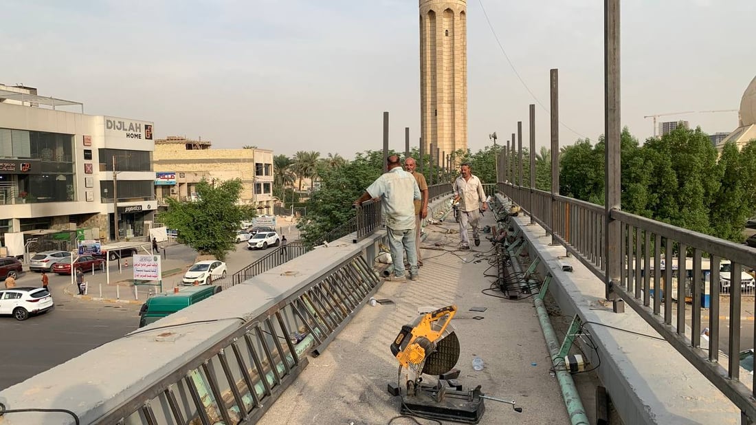 الطوبجي لم تعد تخاف مجسّر المرور.. الأمانة جددت الحديد وستضع سقفاً كذلك