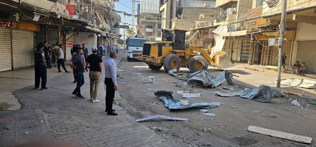 صور: بلدية المنصور تزيل 100 كشك متجاوز في سوق سهام العبيدي لمنع الكوارث وفتح الطرق