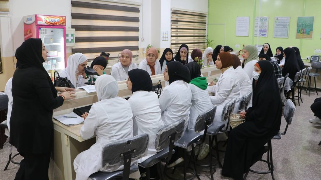 صور: تحليل خلايا المجرمين ومتابعة البصمات بأدق الأجهزة.. قسم جديد لجامعة واسط