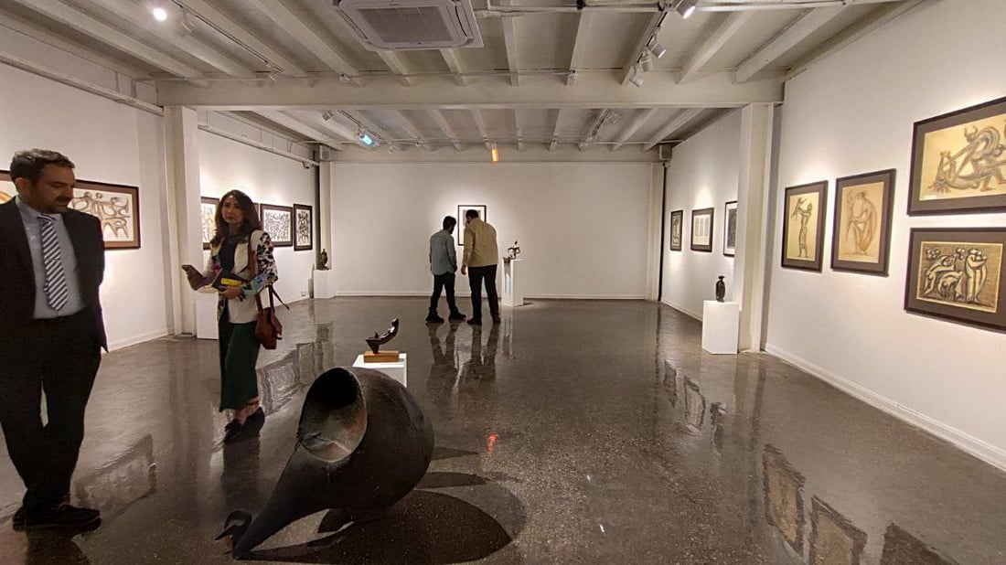 بغداد تتذكر شيخ النحاتين.. صاحب تماثيل كهرمانة وشهرزاد في معرض استعادي (صور)