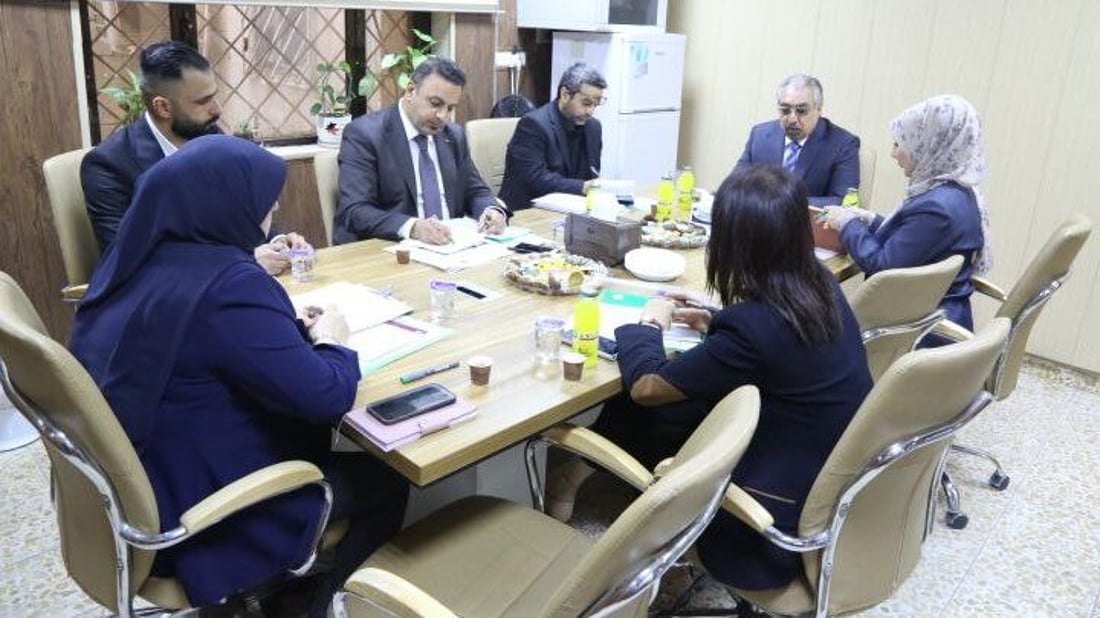 الهجرة تناقش مع ممثلين من الصحة والتربية عودة النازحين وإغلاق المخيمات