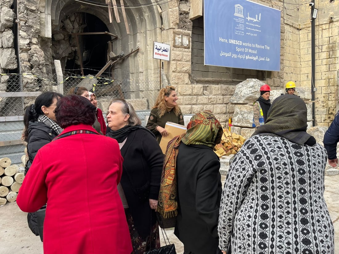 عدسة 964 توثق لحظات مؤثرة.. راهبات ومسلمات يجتمعن بعد طول فراق في الموصل