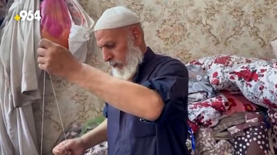 ندّاف مدينة الصدر يقول “الحمدلله والشكر”.. لا يشكو اندثار المهنة ولا المستورد!