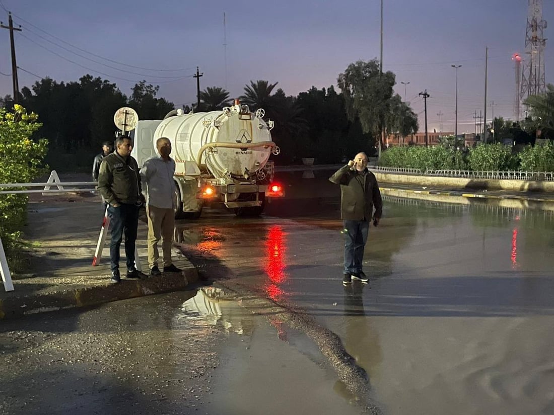 عمال البلدية لم يناموا حتى الصباح.. استنفار في واسط لسحب مياه الأمطار (صور)