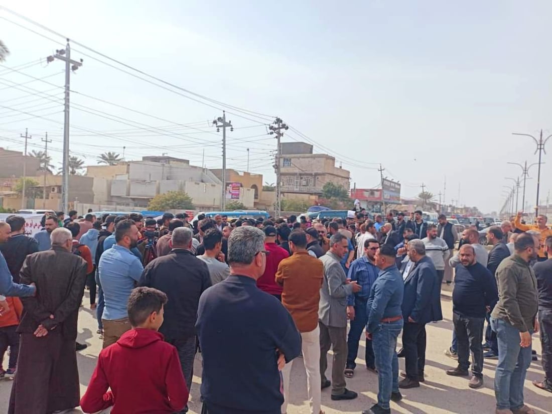 صور: مظاهرة “اتهامية” في طويريج.. المطلوب تدخل المحافظ لـ”إنقاذ” شوارع “أبو جوعانة”
