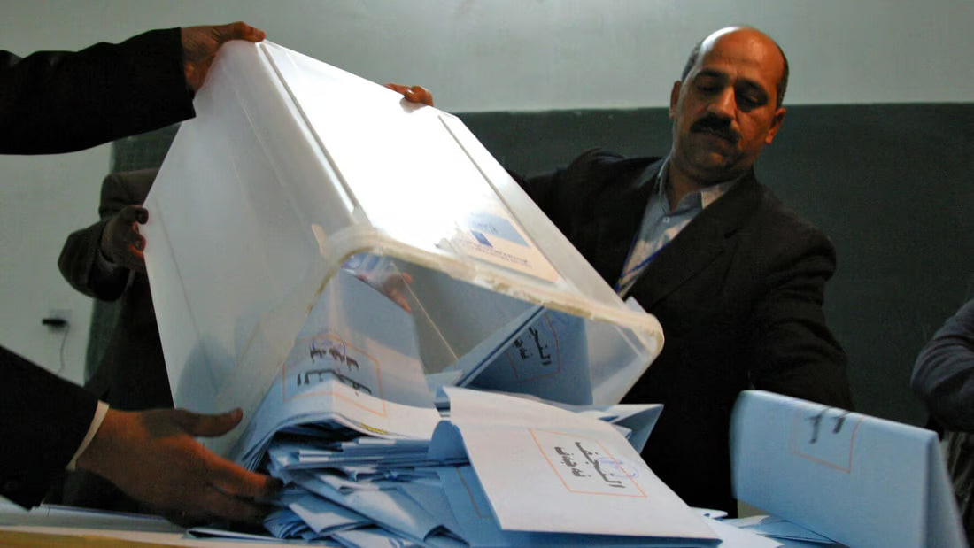 Iraq election commission resolves complaints, sets manual vote count deadline