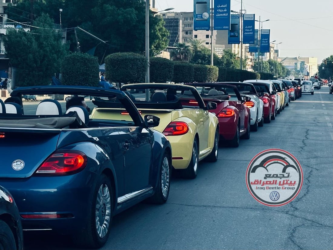 العراقيات يعشقن سيارة الرايخ الألماني.. معتز يجمع ملاك “الرگة” في گروب فيسبوك (صور)