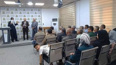 بەرکەوتووانی چەکی کیمیاوی لە بەردەم دیوانی پارێزگای هەڵەبجە گردبوونەوە