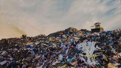 شاره‌وانی هه‌ولێر دەڵێت 684 هەزار تۆن زبڵ و خاشاک لەساڵی 2025 کۆکراوەتەوە