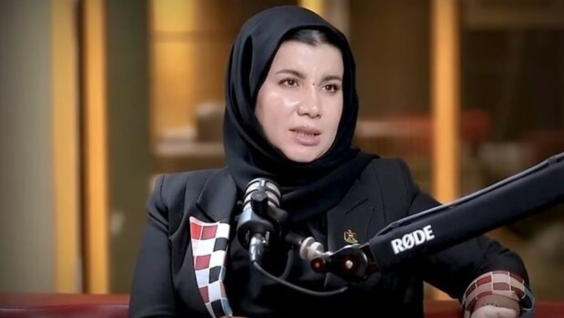 تويتر يغلي بحملة تضامنية مع المحامية زينب جواد بعد نشر صور خاصة لها