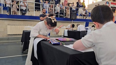 الموصل تحل 190 سؤالاً في 10 دقائق عبر حركات حسابية عجيبة