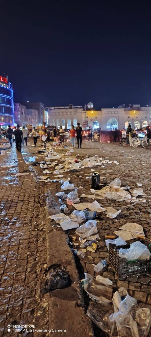 رۆژانى هەینى؛ زبڵ و خاشاک سەنتەرى هەولێر دادەپۆشێت