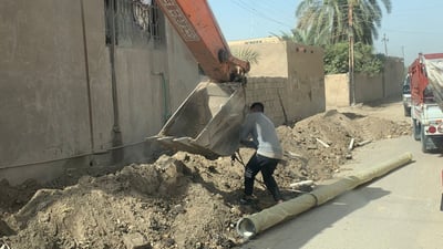 أبو غريب: أحياء “سيد ساجت” ستذوق ماء الإسالة.. سنوات “الجوّالة” انتهت (صور)