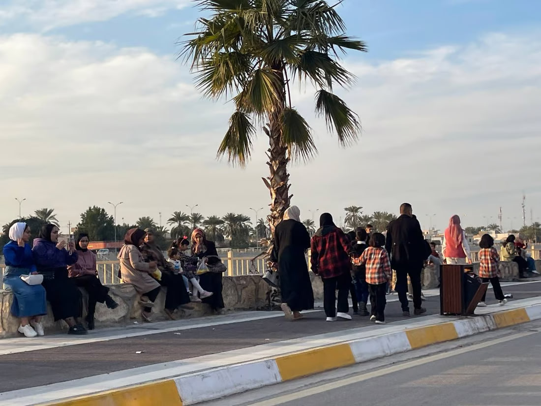 Diyala river corniche attracts families amid mild weather