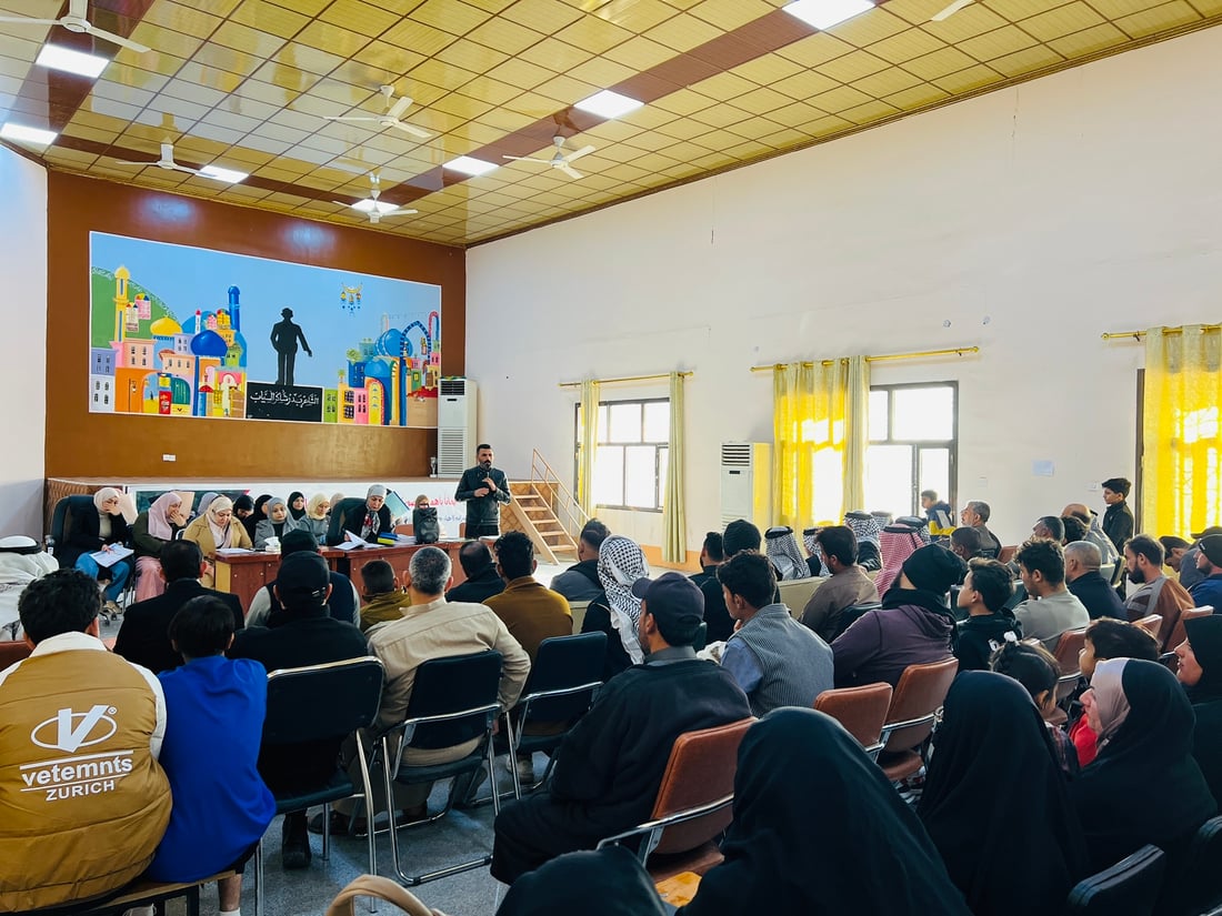 صور: ضباط مرور في مدارس الزبير وسفوان لتدريب المعلمين على السلامة المرورية