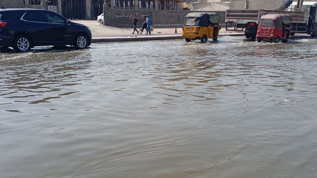 صور: قلب البصرة التجاري غرق بالمجاري وانقطعت الأرزاق