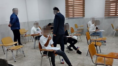صور: الإطاحة بمتهمين يديران ورشة خاصة لتوفير مستلزمات الغش لطلبة السادس