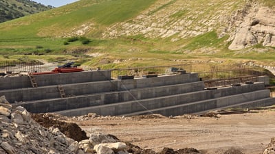 جەنگەکە کارەکانى بەنداوى چەقچەقى پەکخستووە