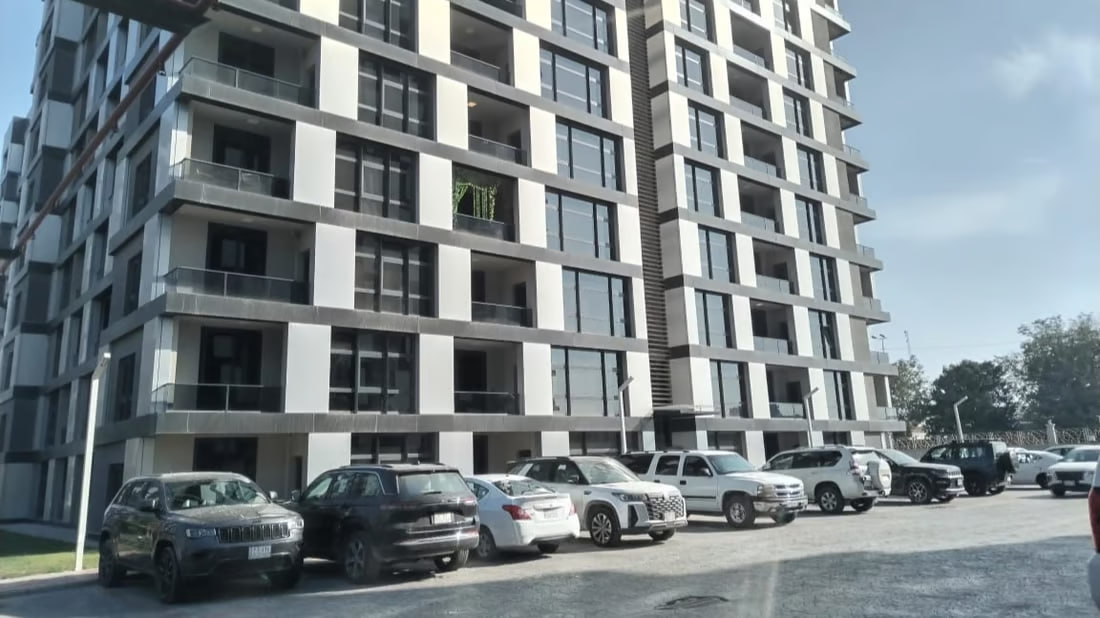 Exclusive residential complexes under construction in Baghdad’s green zone