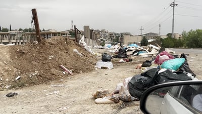 شێخ محێدین بووەتە زبڵخانە و هەر پیکابە و پاشماوەی ئاژەڵ فڕێدەدات