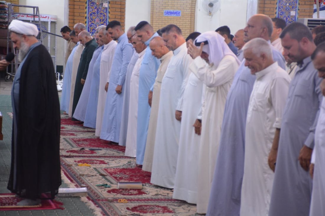 صور من جامع بلد الكبير: خطبة عيد الأضحى تدعو إلى رعاية الأيتام وعوائل الشهداء