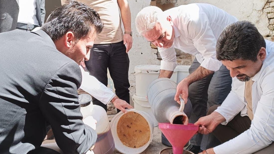 دەیانویست تەحین و هەنگوینی خراپ بوو بفرۆشن