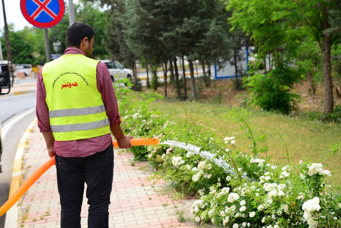 باخچه‌ و پاركه‌كانى هه‌ولێر چۆن و به‌چی ئاو ده‌درێن؟