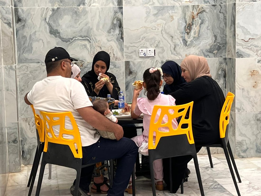 “سلام أبو الفلافل” الأشهر في السيدية يخطط لافتتاح سلسلة مطاعم ببغداد (صور)