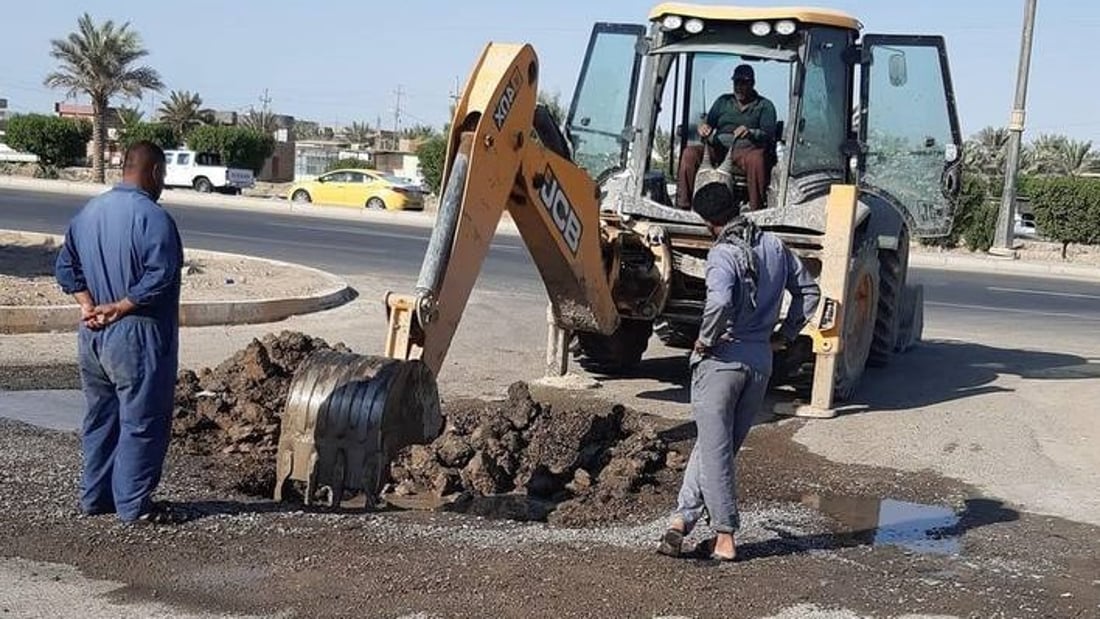 الحبانية: “بوري مكسور” يستعصي على الحل ويتسبب بحوادث