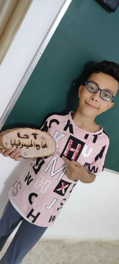 “عمر خضر” طفل الرمادي الموهوب الذي صنع جهاز إيقاظ الأم الصماء.. صور وحوار مع المدرب