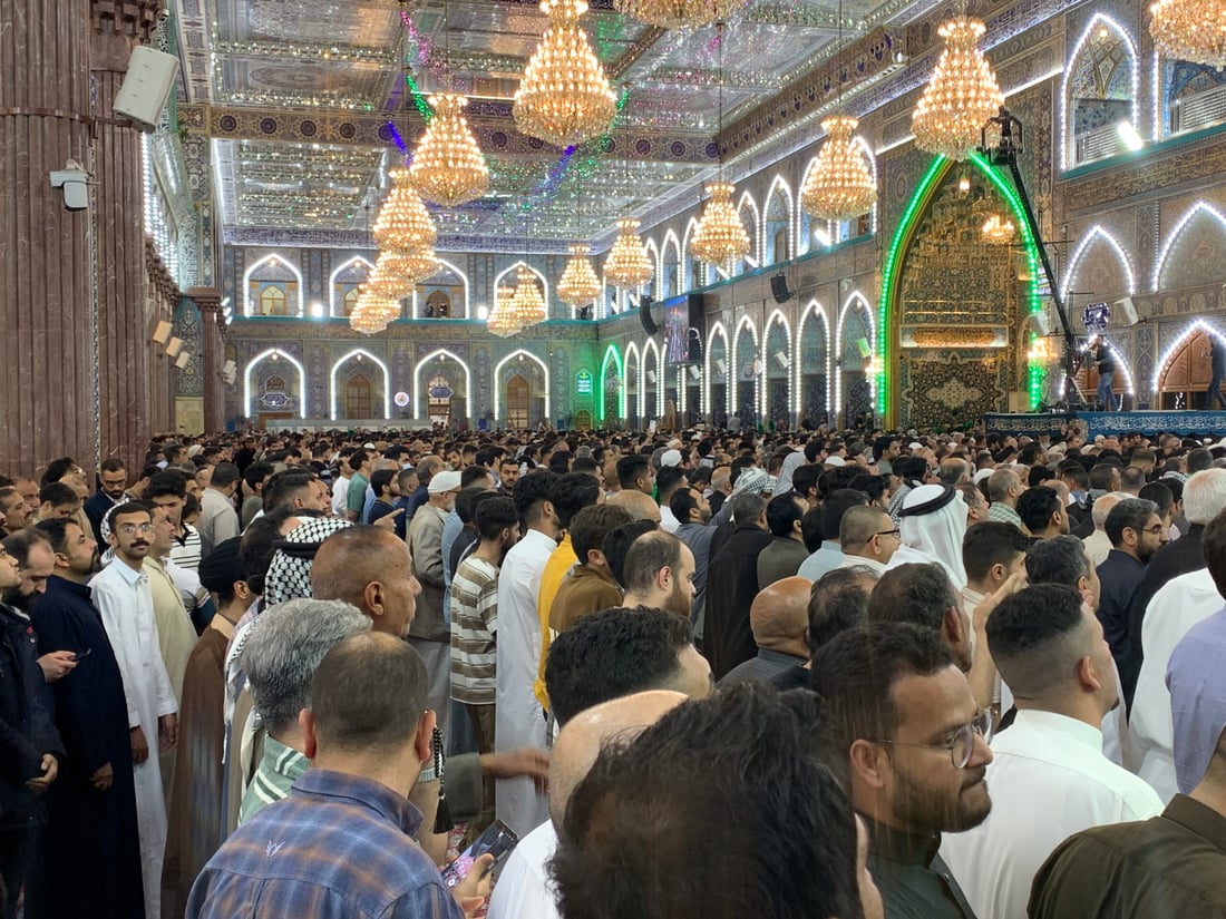 صور من صلاة العيد في كربلاء.. الأمطار منعت إقامتها بين العتبتين (صور)