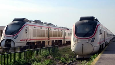 هێڵی شەمەندەفەر فاو لەگەڵ فیشخابور بەیەکەوە دەبەستێتەوە