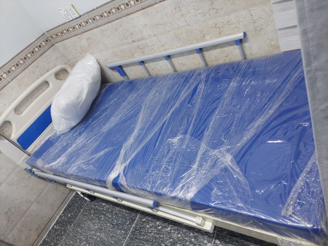 18 سريراً وأجهزة “أيكو”.. مستشفى بلد تفتتح ردهة الباطنية بعد توقف 4 سنوات (صور)