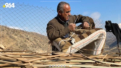 یەک سەدەیە خۆی و باوک و باپیری وەستای کورتانن
