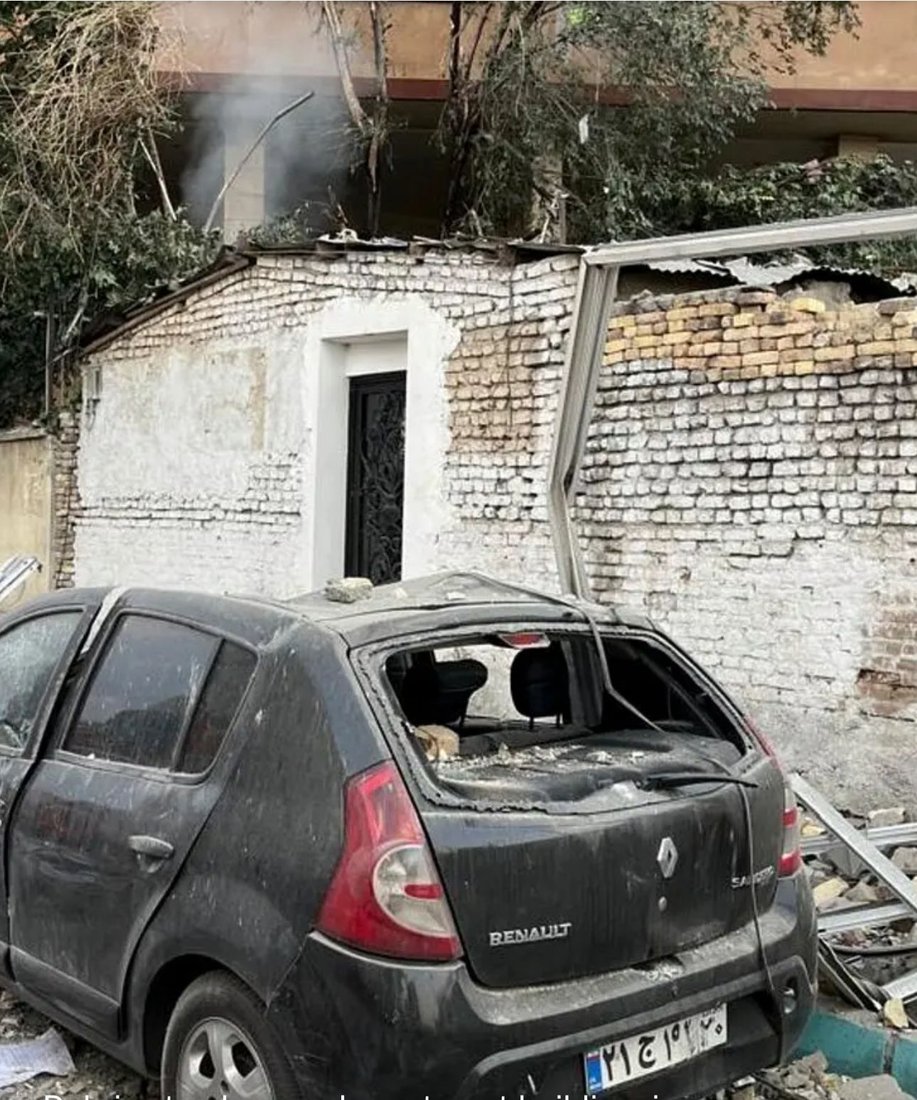 صور إيران ذاك الصباح.. طهران الجميلة بعوائل وأطفال تحت الصدمة