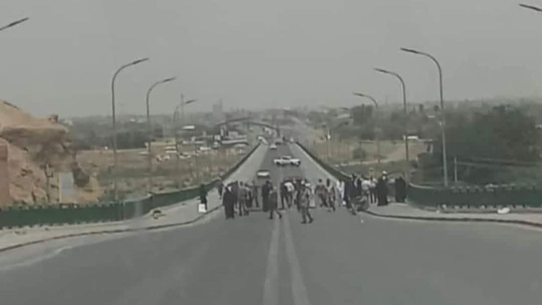 لا ضحايا في أحداث تكريت: المجاميع قطعت الجسر وهاجمت سوق الخضار.. وبيان من الجبارة