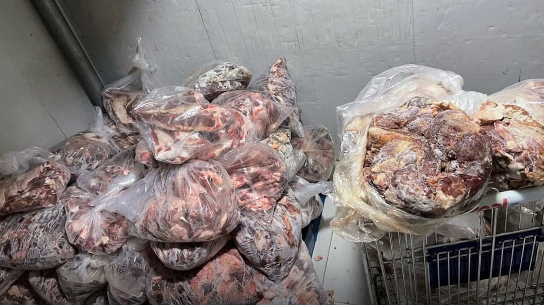  تۆنێک گۆشتى سوور دەستى بەسەرداگیرا