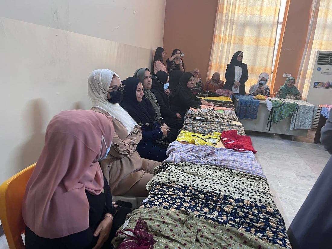 دورة بأمهر المدربات.. 33 امرأة في داقوق جاهزات لافتتاح مشاريع الخياطة (صور)