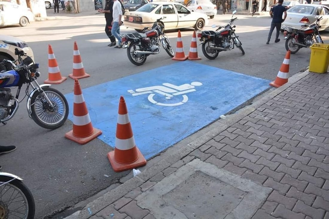 له‌ هه‌ڵه‌بجه‌ هه‌موو كه‌سێك بۆى نییه‌ له‌م شوێنه‌ شینه‌ ئۆتۆمبێلى رابگرێت