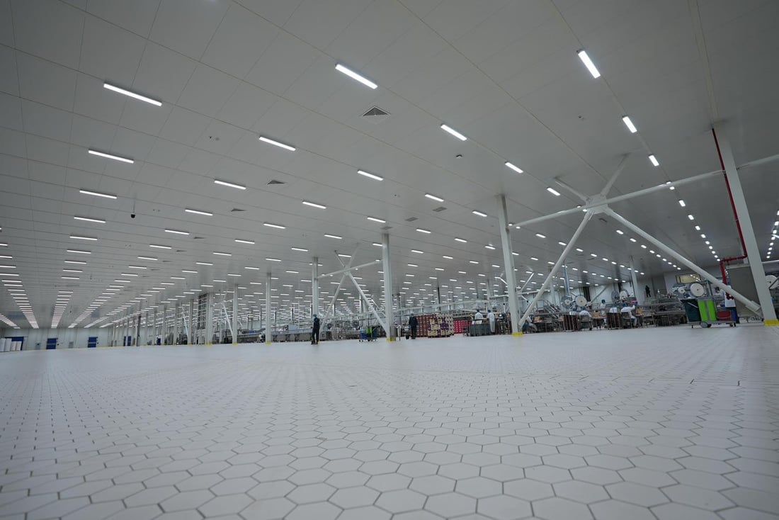 السوداني يفتتح مصانع الشركة العربية المتحدة للصناعات الغذائية المحدودة