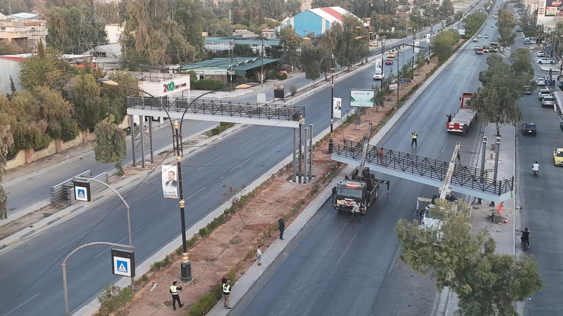 صور: جسر مشاة جديد في سايدين الحدباء بالموصل