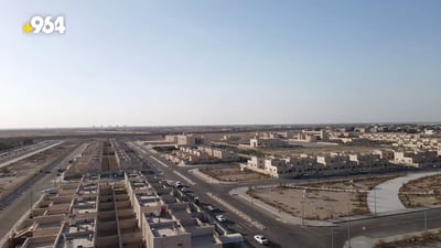 964 على حدود الكويت.. منظر جوي لمجمع أم قصر المثير للجدل و3 عوائل في نقطة الأزمة