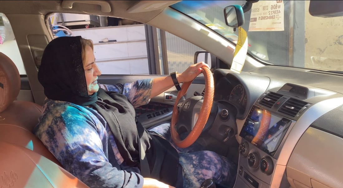 Duhok’s first female taxi driver breaks new ground