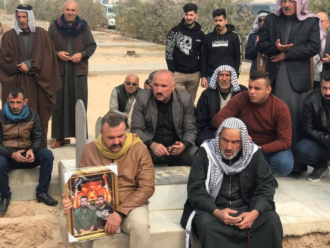 صور: النجف تشيّع 12 من ضحايا سجن بادوش