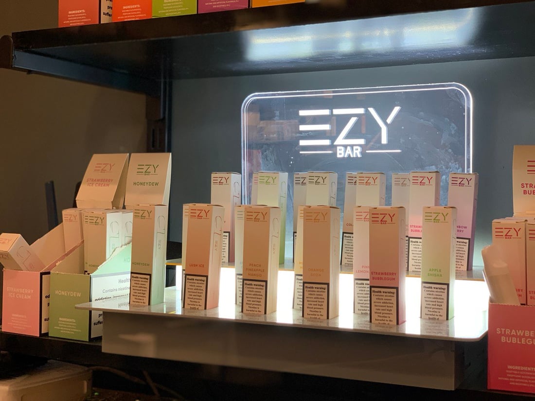 مدخنو السكائر يواصلون هجرتهم إلى “الڤيب”.. والمضار المفترضة لا تزال مجهولة