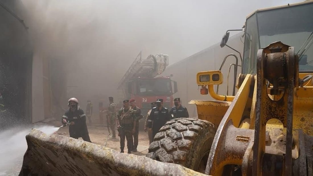 Civil defense extinguishes large fire at electrical storage facility in Baghdad