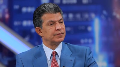 كريم حمادي يطمئن العاملين في شبكة الإعلام العراقي: رواتبكم مؤمنة